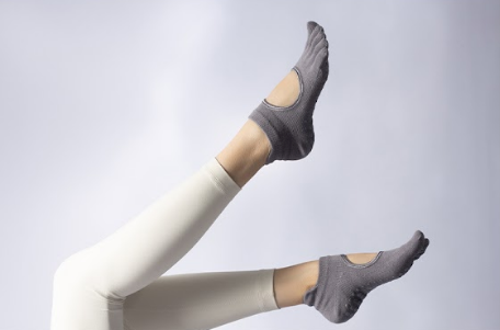 Cut-Out Grip Socks (4 Colours)