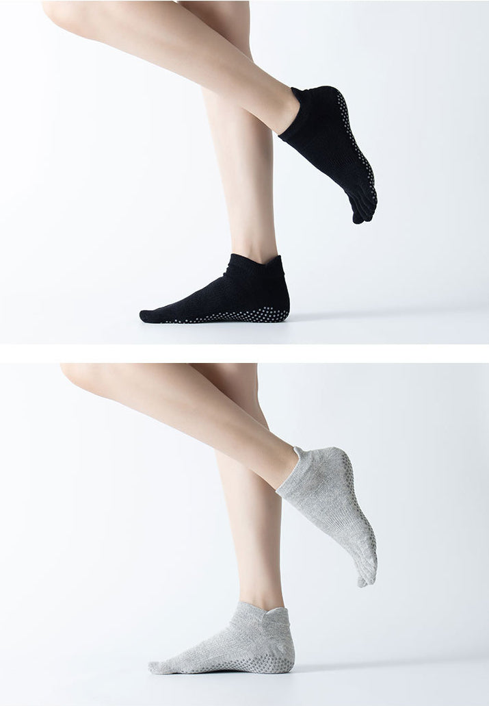 Classic Yoga Grip Socks (2 Colours), FUNFIT