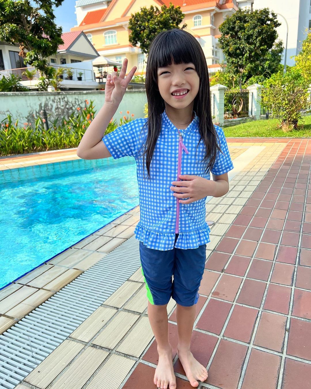 Junior | Ruffles Rash Top