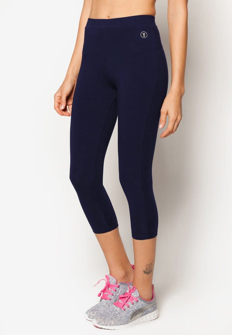 DailyWear Womens Solid Knee Length Short Yoga Cotton, 51% OFF