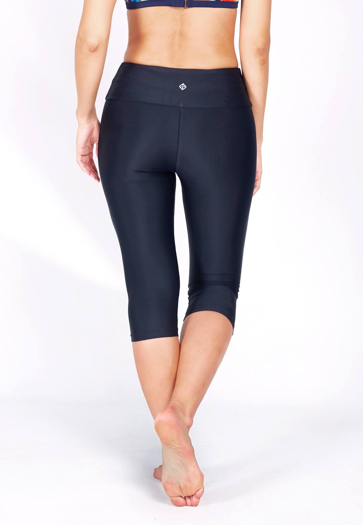 FUNFIT UPF50+ Capri Pants with KeeperBand® (Black) | S - 3XL